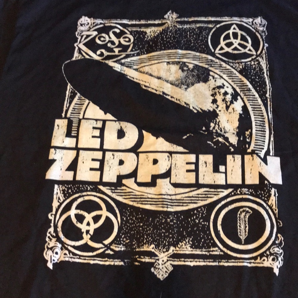 Led Zeppelin shirt